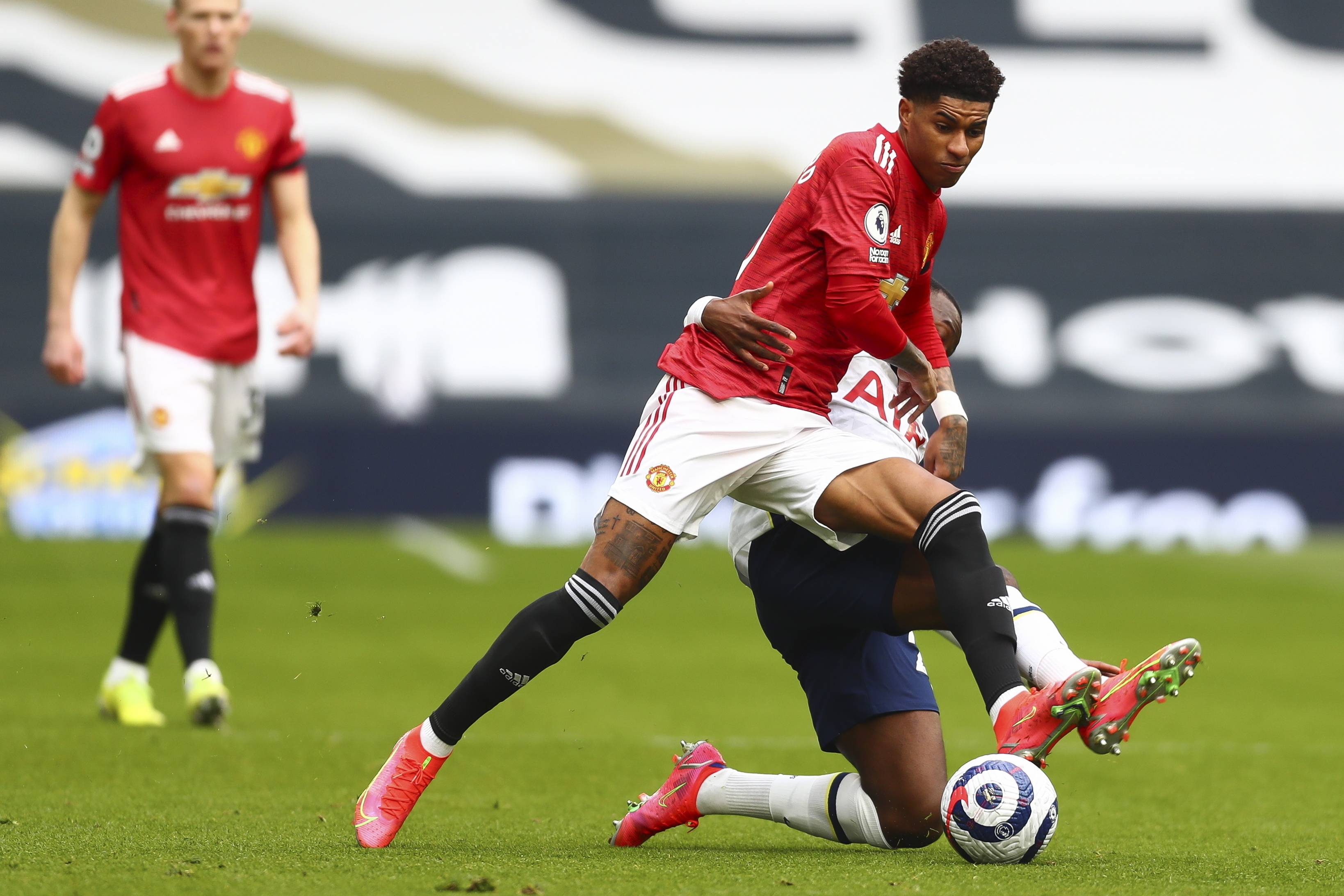 察与球队的 察与球队的